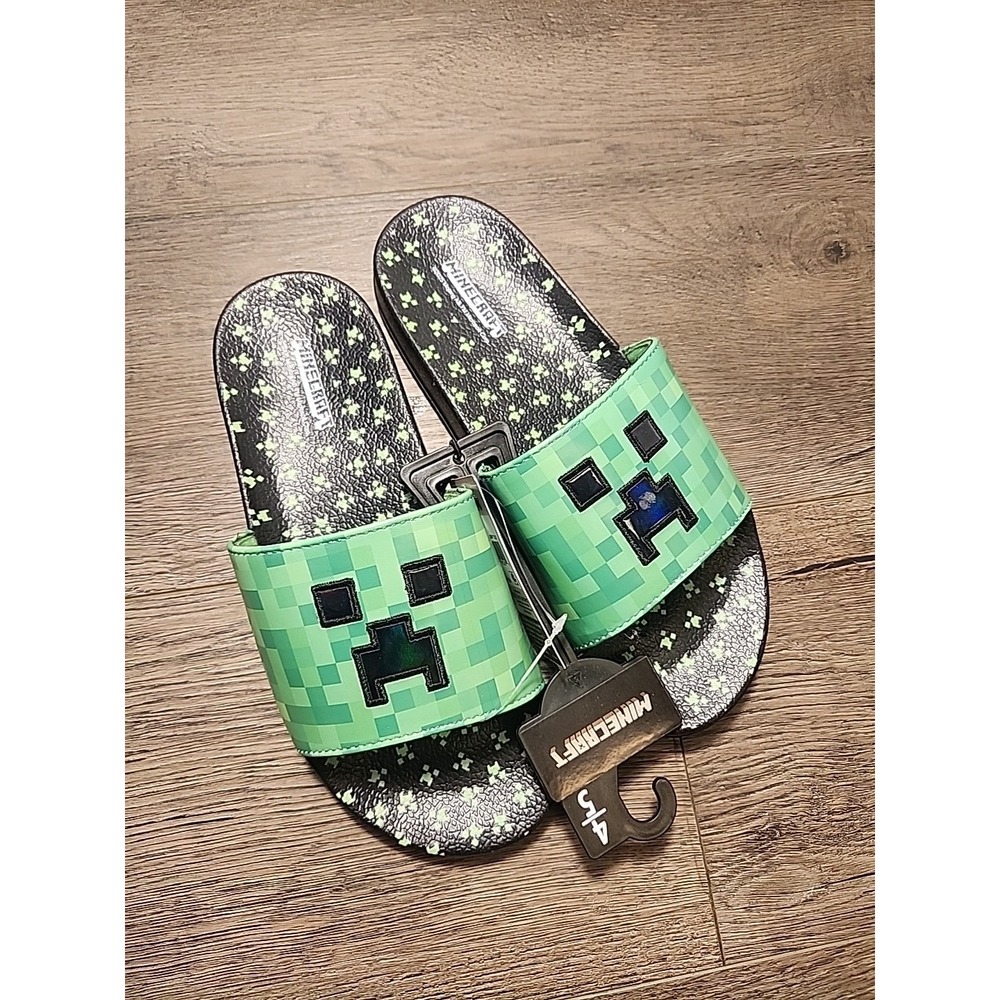 NWT Minecraft Youth Boys Slip On‎ Slide Sandal Black & Green Size 4-5
